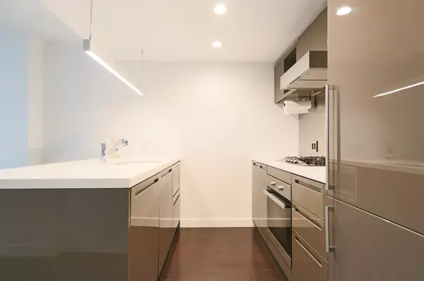 Vancouver, BC C6B 0M6,777 Richards ST #23xx