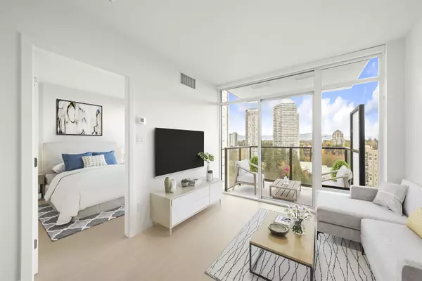 13745 George Junction #1407, Surrey, BC V3T 4Y3