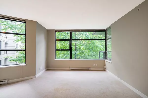 Vancouver, BC V5R 6H7,5380 Oben ST #309