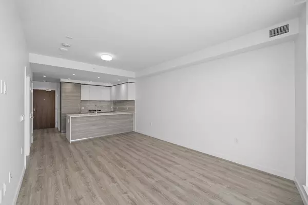 660 Quayside DR #3102 New Westminster, BC V3M 0P2