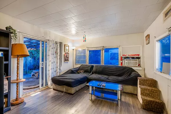 Langley, BC V4W 3T6,26892 Fraser HWY #55