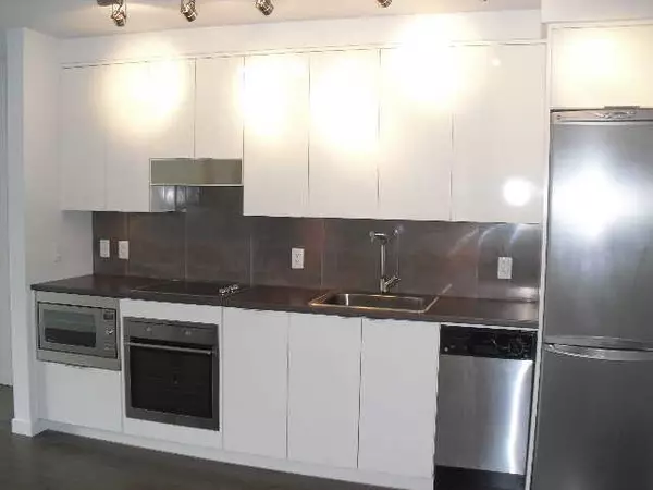 Vancouver, BC V6B 0K9,161 W Georgia ST #608