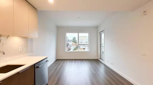 Coquitlam, BC V3J 0P1,645 Como Lake AVE #309