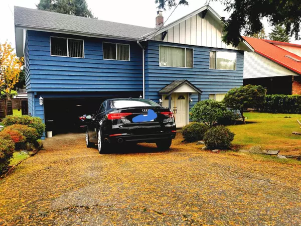 5761 Sprott ST, Burnaby, BC V5G 1T8