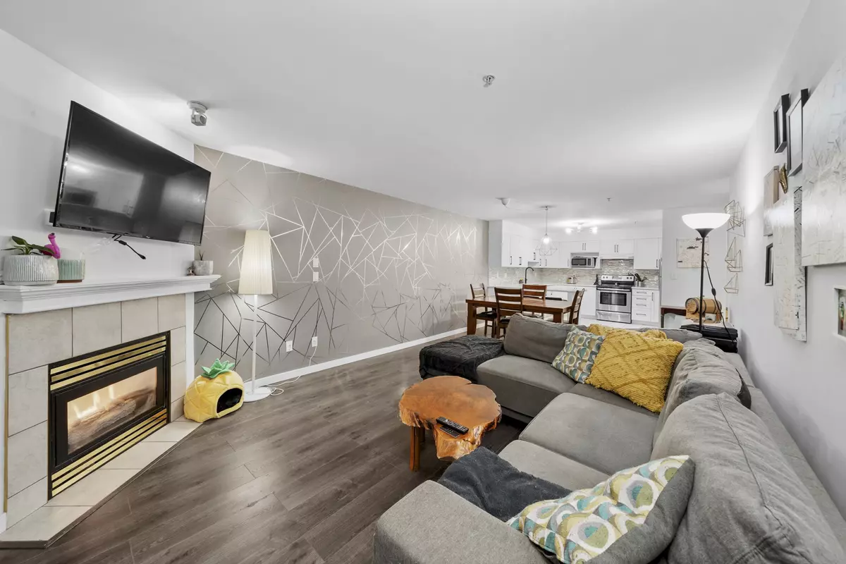 Port Moody, BC V3H 5G2,121 Shoreline CIR #311