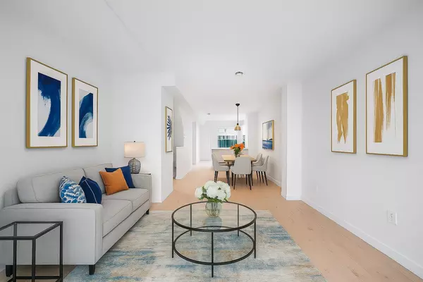 Coquitlam, BC V3B 0R5,1225 Mitchell ST #105