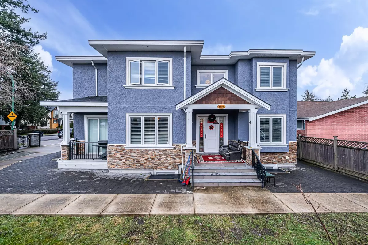 Burnaby, BC V5G 2V6,4434 Smith AVE
