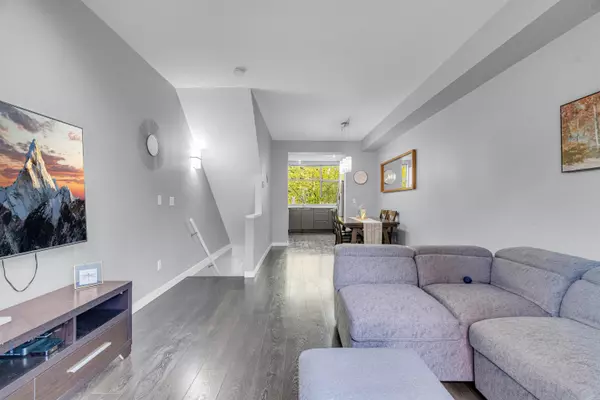 8473 163 ST #8 Surrey, BC V4N 6M7