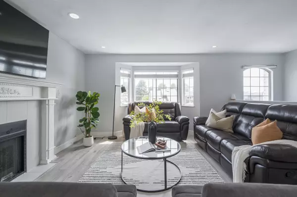 Pitt Meadows, BC V3Y 1R2,19539 115a AVE