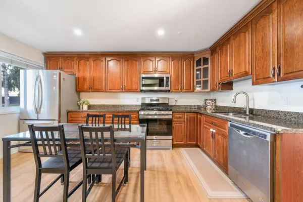 3365 Ganymede DR, Burnaby, BC V3J 1A5