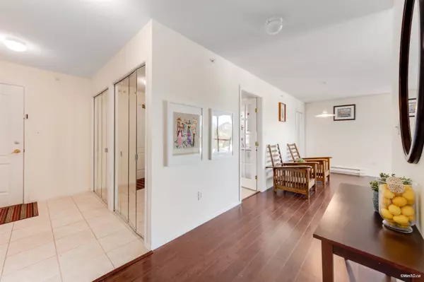 Coquitlam, BC V3B 7Z6,1196 Pipeline RD #908