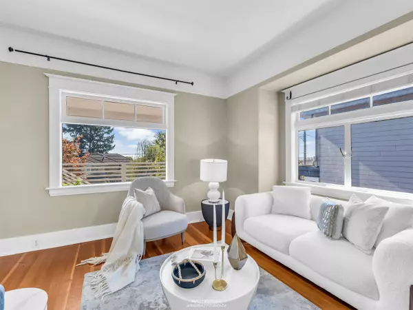 North Vancouver, BC V7N 2L8,138 W Kings RD