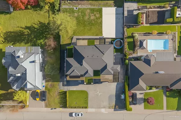 Surrey, BC V4N 3C8,9376 164 ST