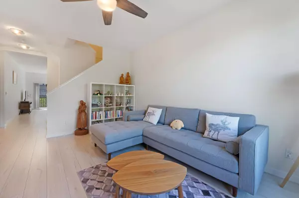 Richmond, BC V6X 0E6,9566 Tomicki AVE #75