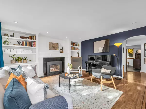 1327 E 29th AVE, Vancouver, BC V5V 2T4