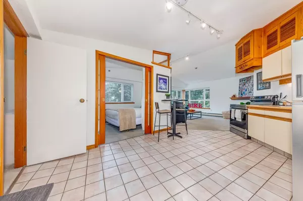 Whistler, BC V8E 0A6,2111 Whistler RD #417