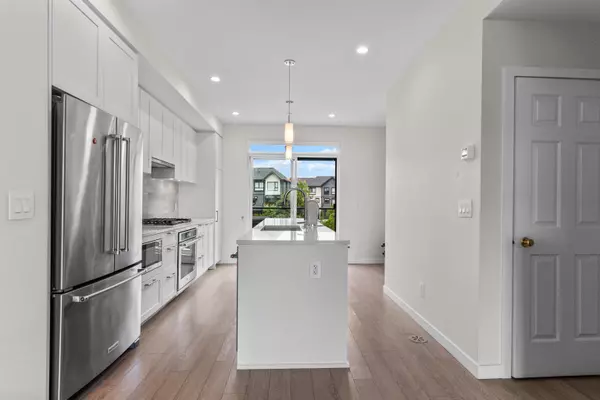 Tsawwassen, BC V4M 0E3,4738 Hemlock WAY #133