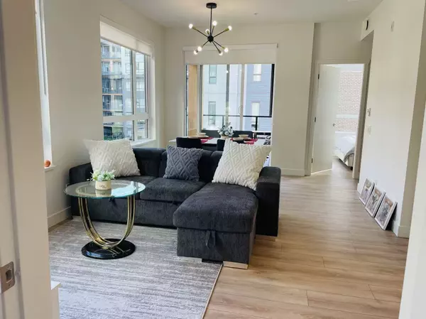 Coquitlam, BC V3J 0N3,741 Anskar CT #305