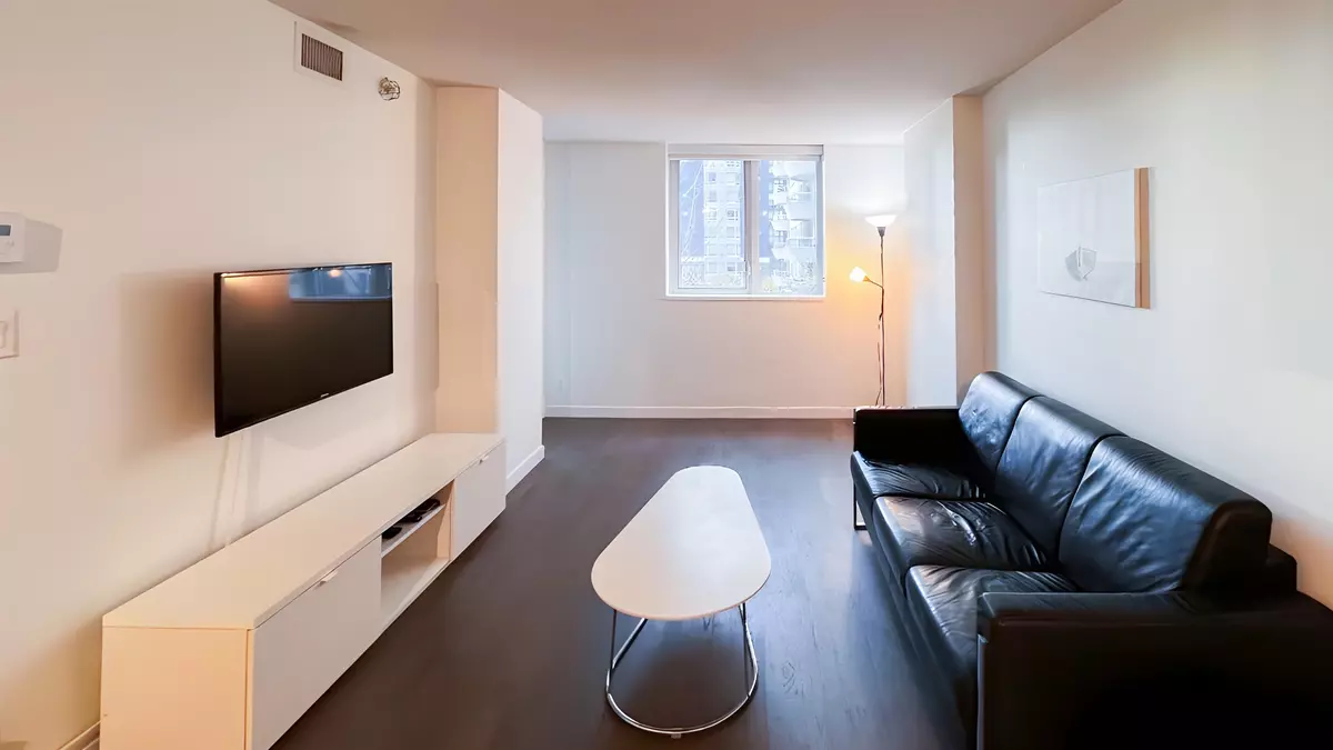 Vancouver, BC V6Z 1Z7,1009 Harwood Street #309