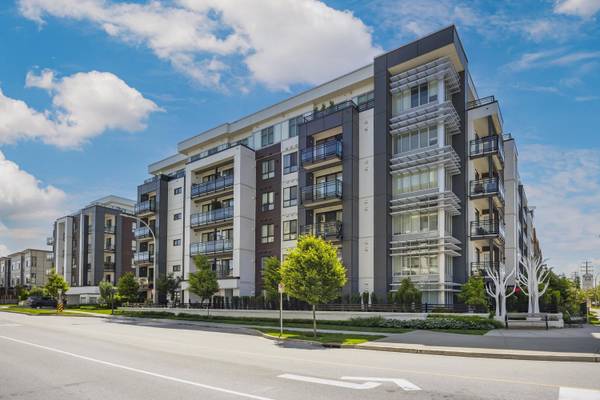 20838 78b AVE #A215, Langley, BC V2Y 3M1