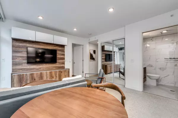 1170 Barclay Street #106 Vancouver, BC V6E 1H1