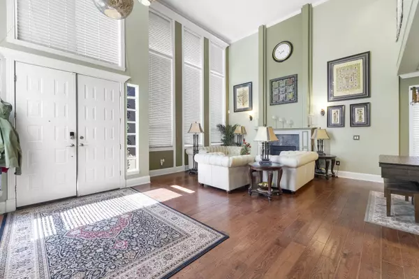 Surrey, BC V4N 4V9,9764 180 ST