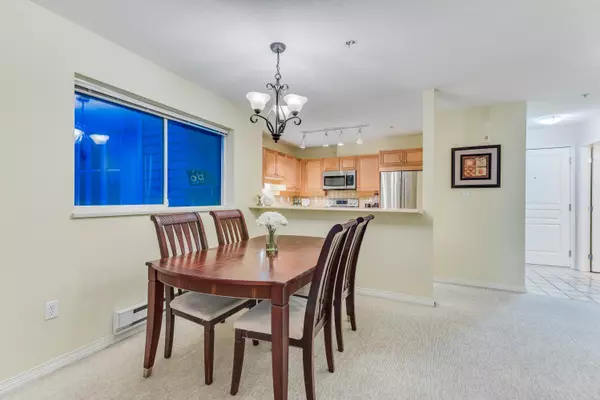 Vancouver, BC V6K 4T3,2929 W 4th AVE #317