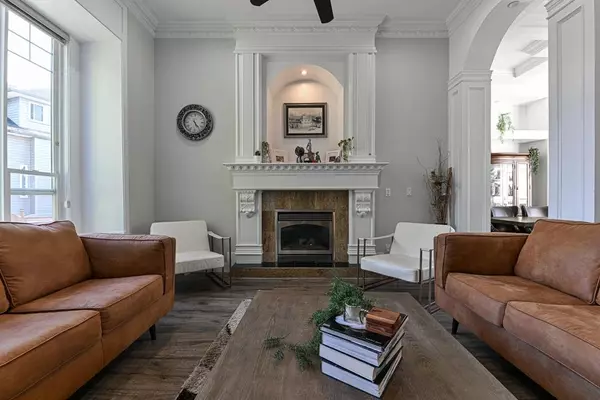 Abbotsford, BC V4X 0A4,27733 Signal CT