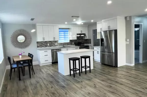 Abbotsford, BC V2T 4C8,32565 George Ferguson WAY