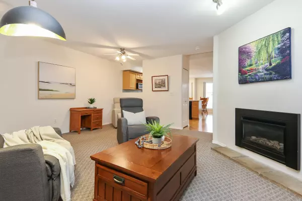 Chilliwack, BC V2R 5T3,46906 Russell RD #40