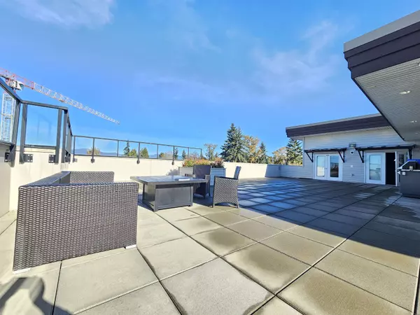 Surrey, BC V3T 0L9,13768 108 AVE #232