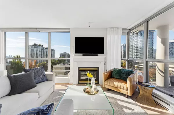 North Vancouver, BC V7L 2N3,108 E 14th ST #601