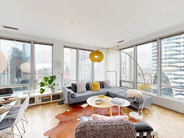 989 Nelson ST #1207 Vancouver, BC V6Z 2S1