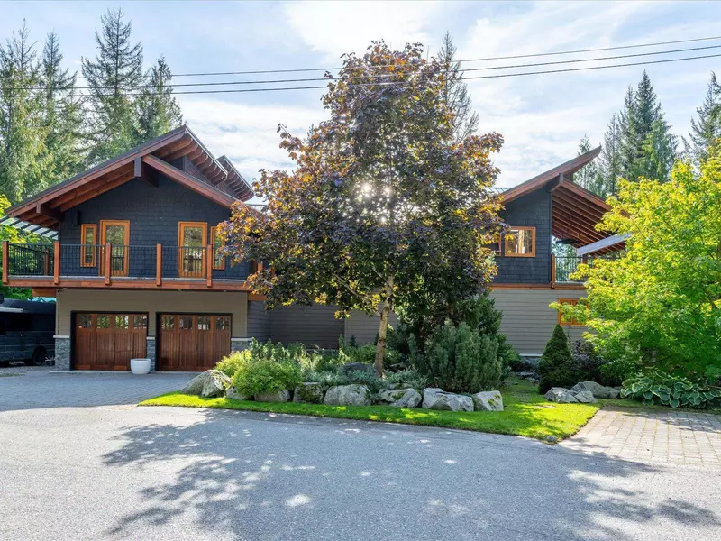 8745 Idylwood PL, Whistler, BC V8E 0G1