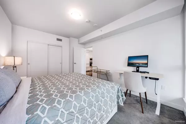 8160 Mcmyn WAY #912 Richmond, BC V6X 0V2