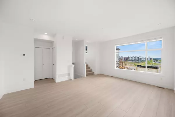 Langley, BC V2Y 2Y6,20335 70a AVE #39