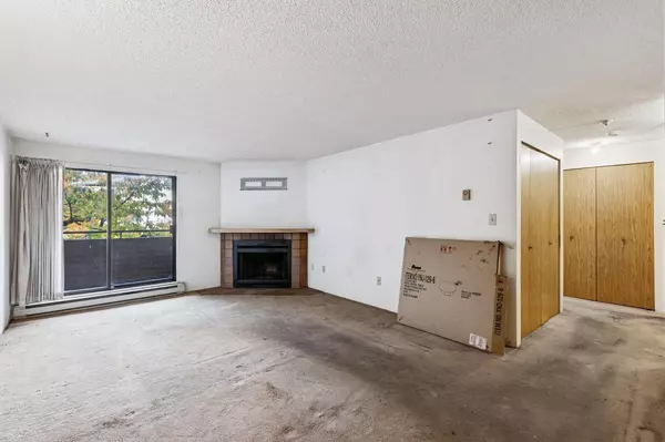 Richmond, BC V6Y 3E4,7293 Moffatt RD #254