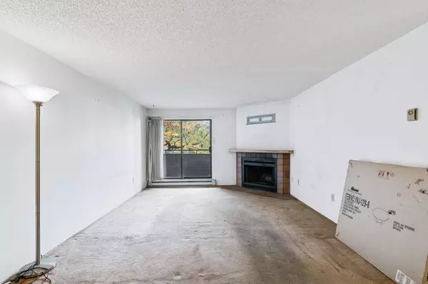 Richmond, BC V6Y 3E4,7293 Moffatt RD #254