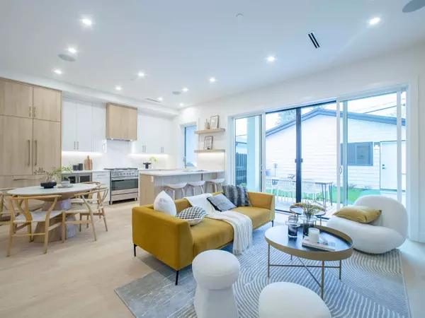 Vancouver, BC V6L 1K4,2785 W 21 AVE #2