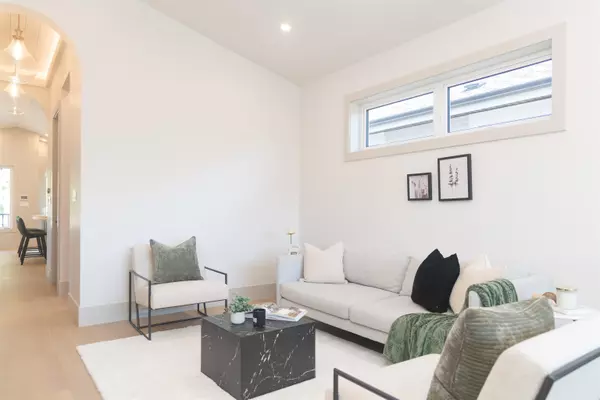 Richmond, BC V7X 1P2,9231 Kilby ST