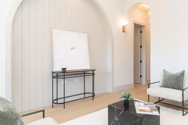 Richmond, BC V7X 1P2,9231 Kilby ST