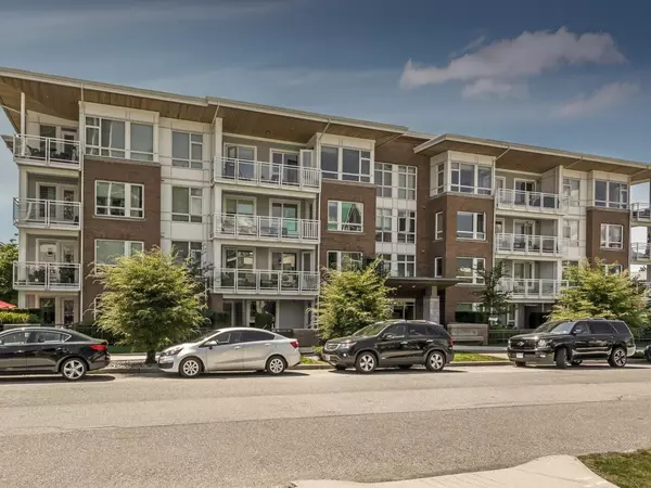 217 W 8th ST #307, North Vancouver, BC V7M 0C2