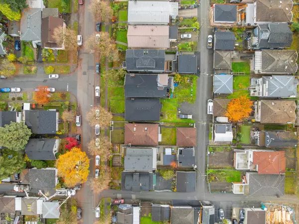 Vancouver, BC V5V 2R4,2044 E 22nd AVE