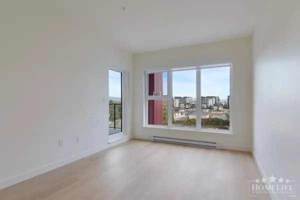 Langley, BC V2Y 3Z8,7980 206a ST #512