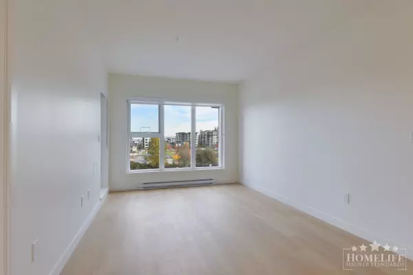 Langley, BC V2Y 3Z8,7980 206a ST #512