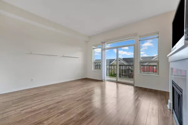 Coquitlam, BC V3E 0C2,3105 Dayanee Springs BLVD #139