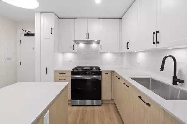 27215 Aldergrove Town Centre DR #410 Langley, BC V4W 0E3