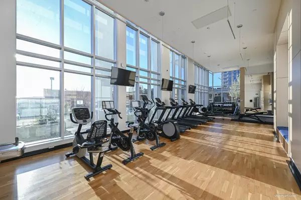 Coquitlam, BC V3J 0K3,652 Whiting WAY #1402