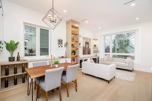 2753 Nanaimo ST #1 Vancouver, BC V5N 5E9