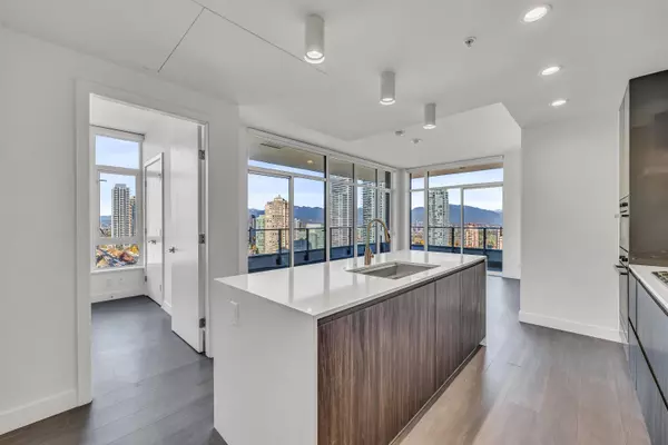 Burnaby, BC V5H 0K5,6511 Sussex AVE #1708